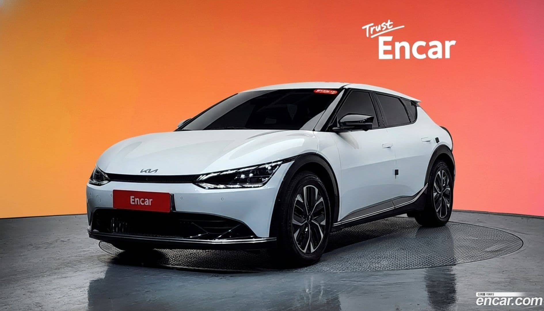 Main__Slider__Photo:EV6 Kia 2021.8-0