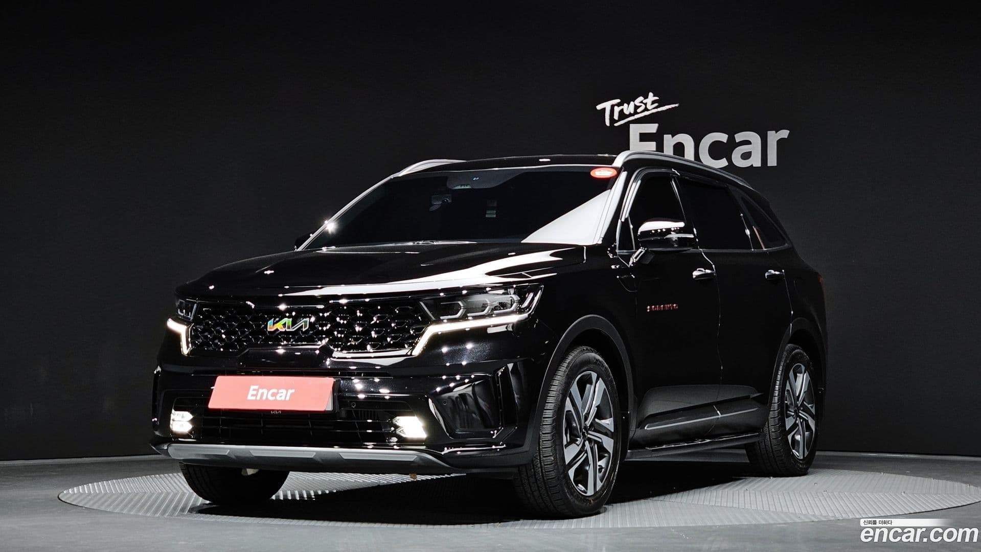 Main__Slider__Photo:Sorento Kia 2022.1-0