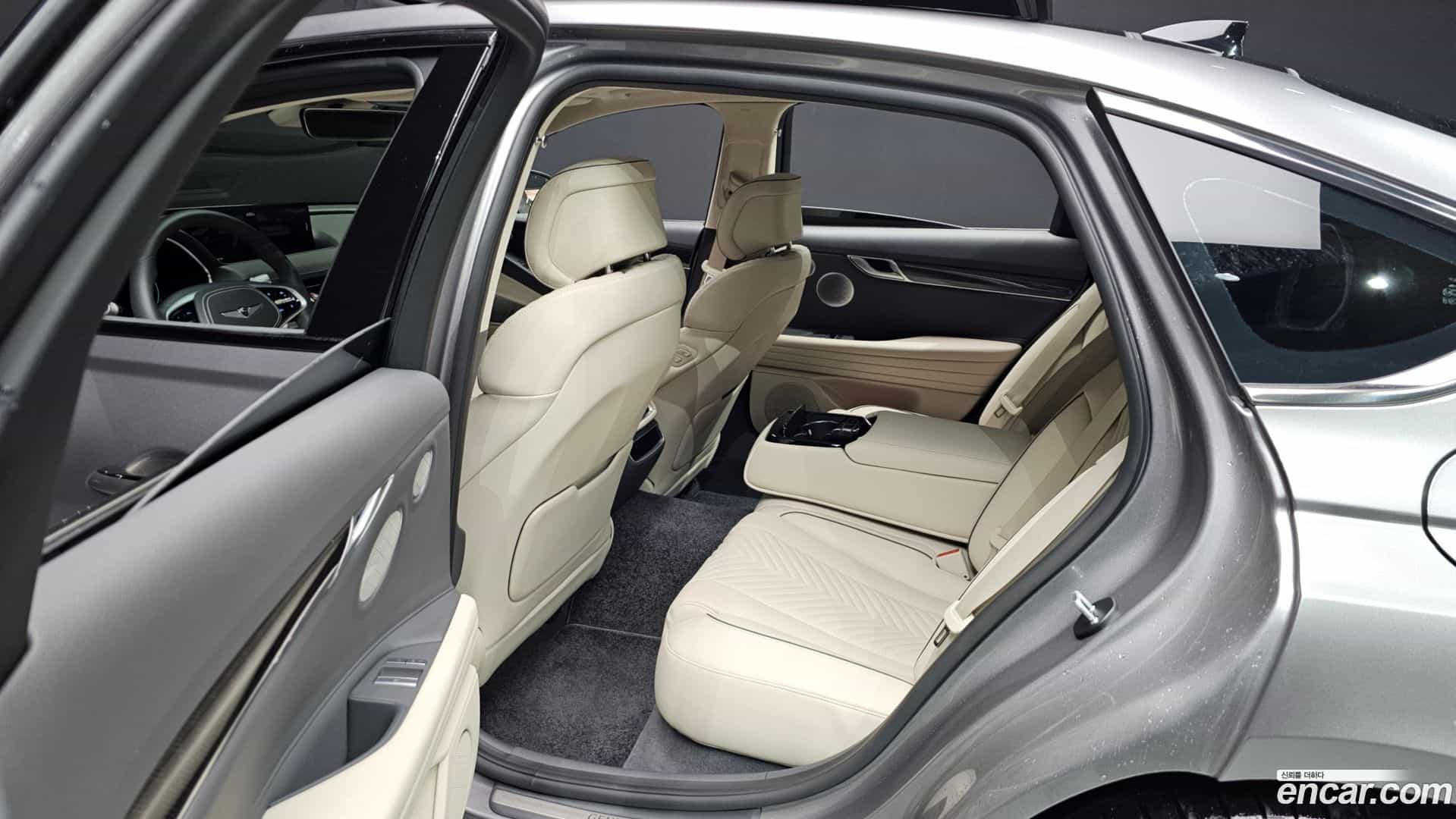 G80 Genesis 2023.4-OPTION-016