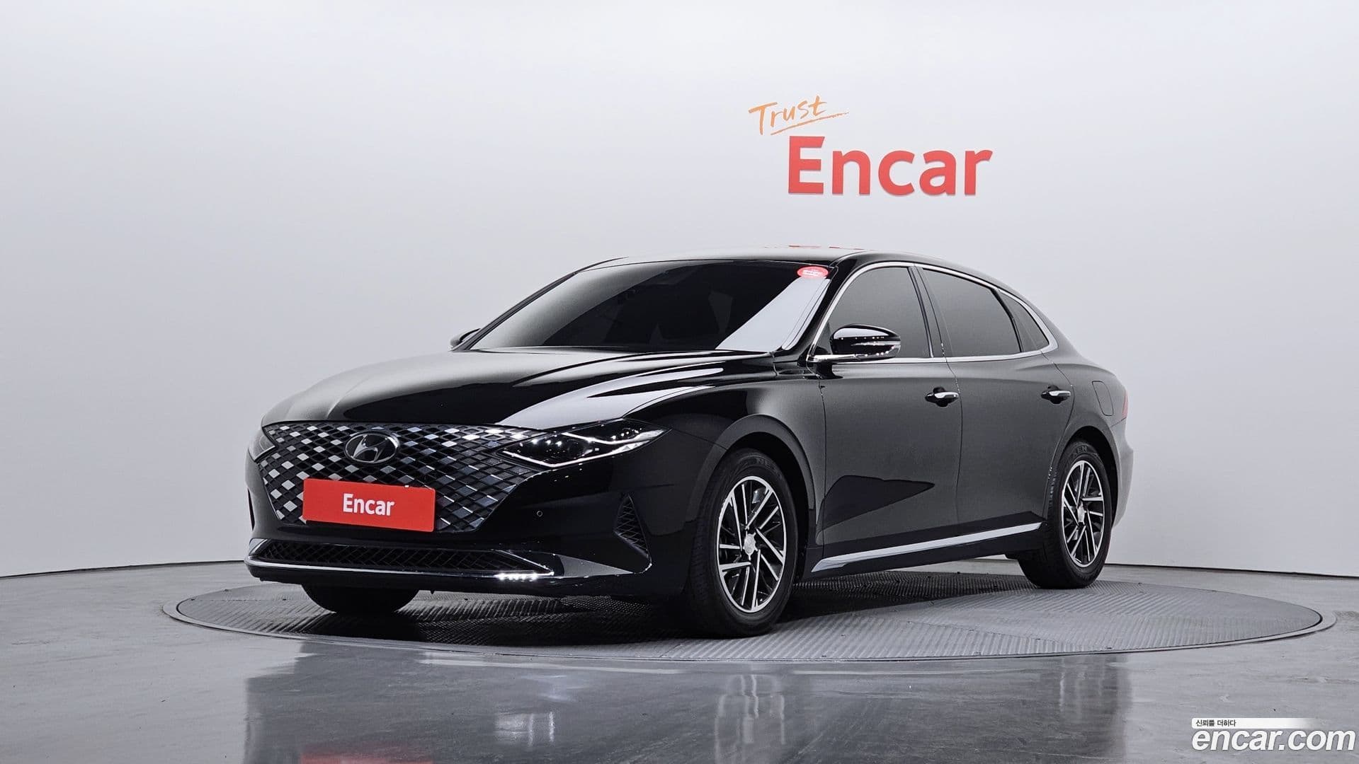 Main__Slider__Photo:Grandeur Hyundai 2020.11-0