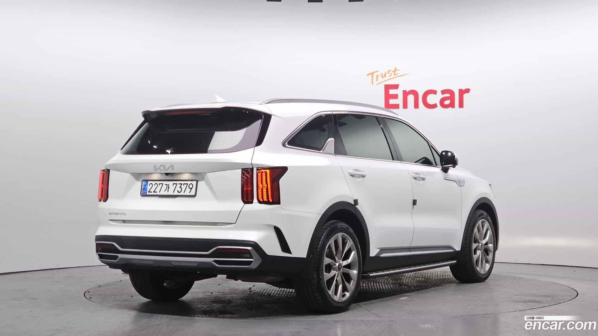 Sorento Kia 2023.6-OUTER-002