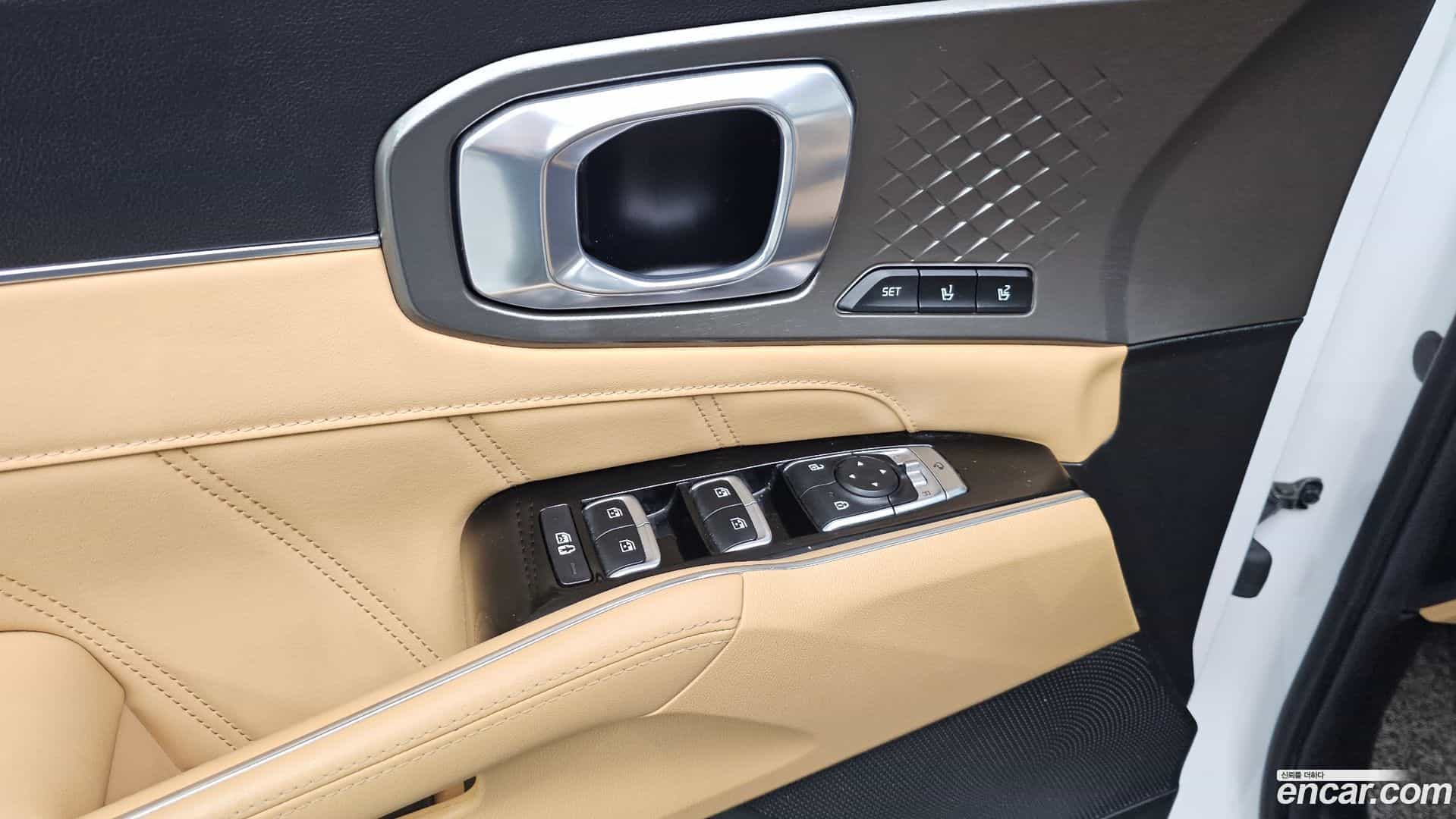 Sorento Kia 2023.6-OPTION-021