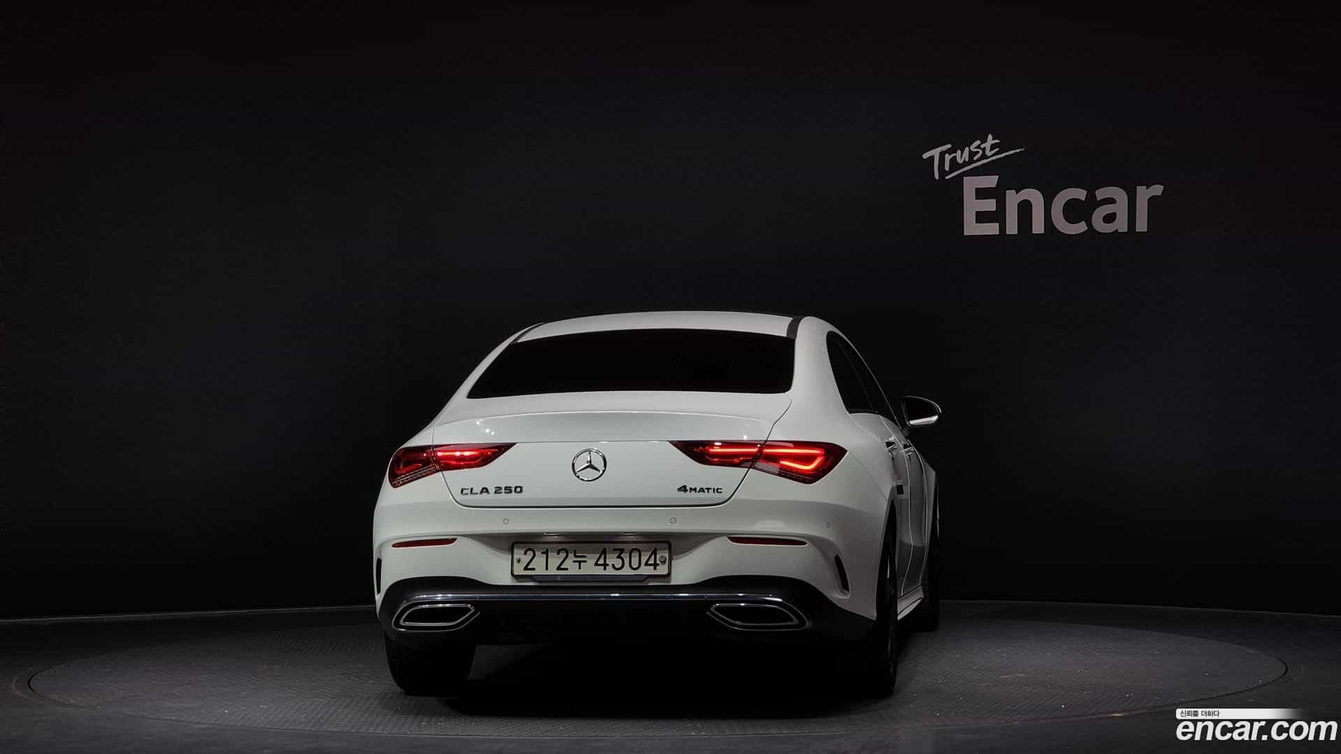 CLA-Class Mercedes-Benz 2022.1-OUTER-004