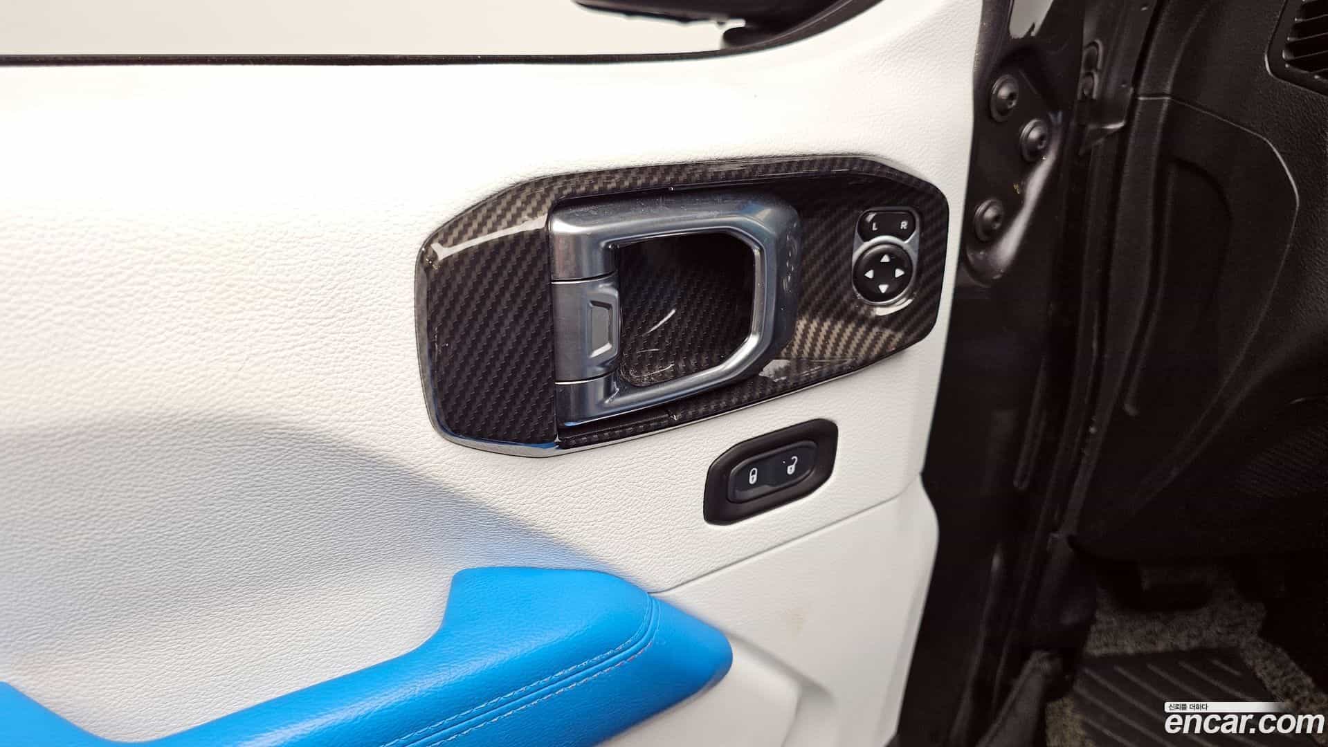 Wrangler Jeep 2019.9-OPTION-022