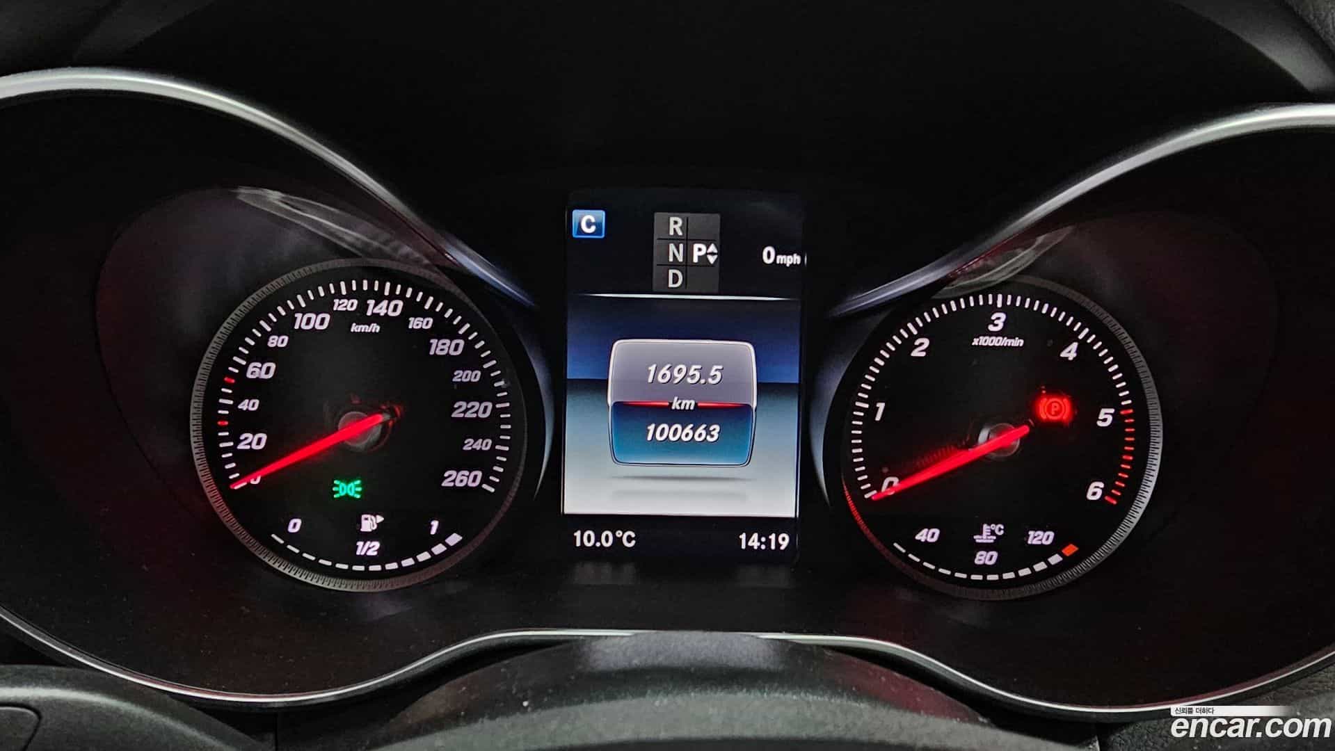 C-Class Mercedes-Benz 2015.7-INNER-008
