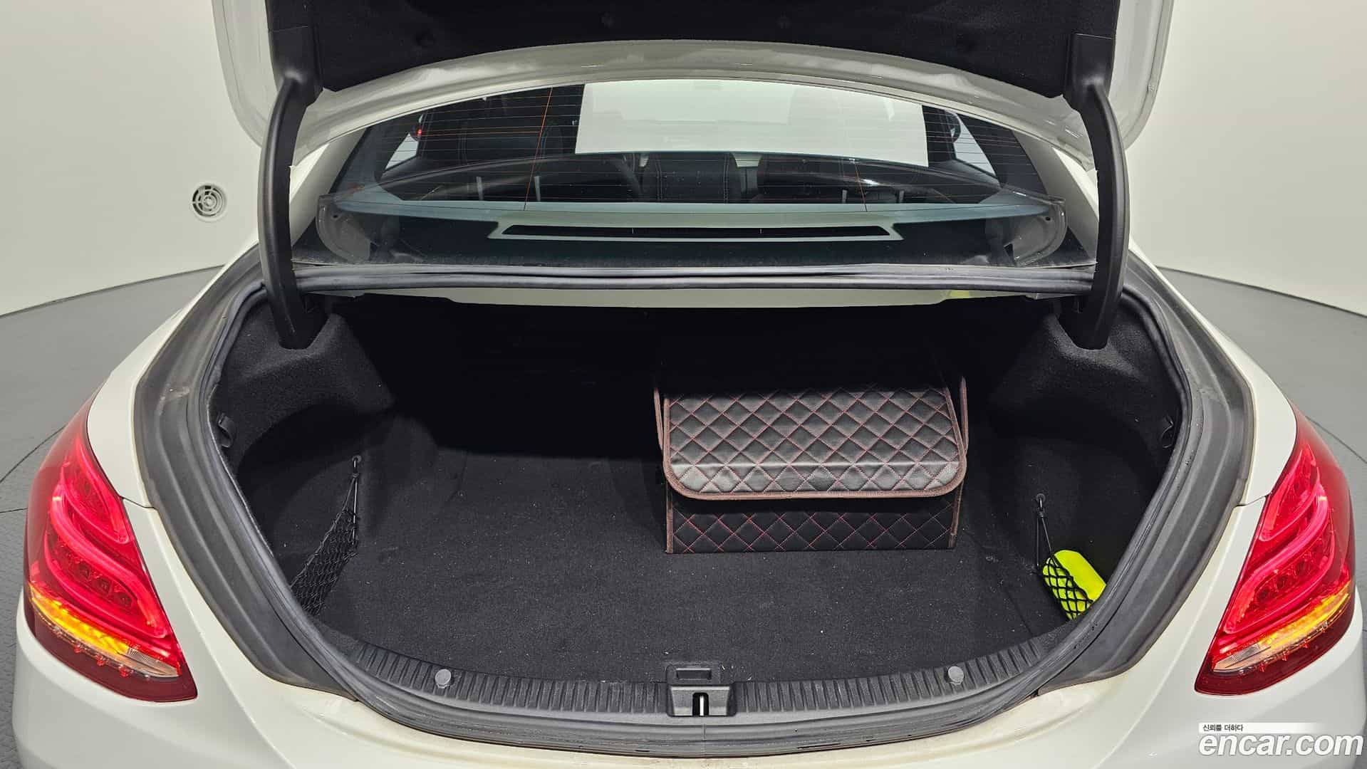 C-Class Mercedes-Benz 2015.7-OPTION-024
