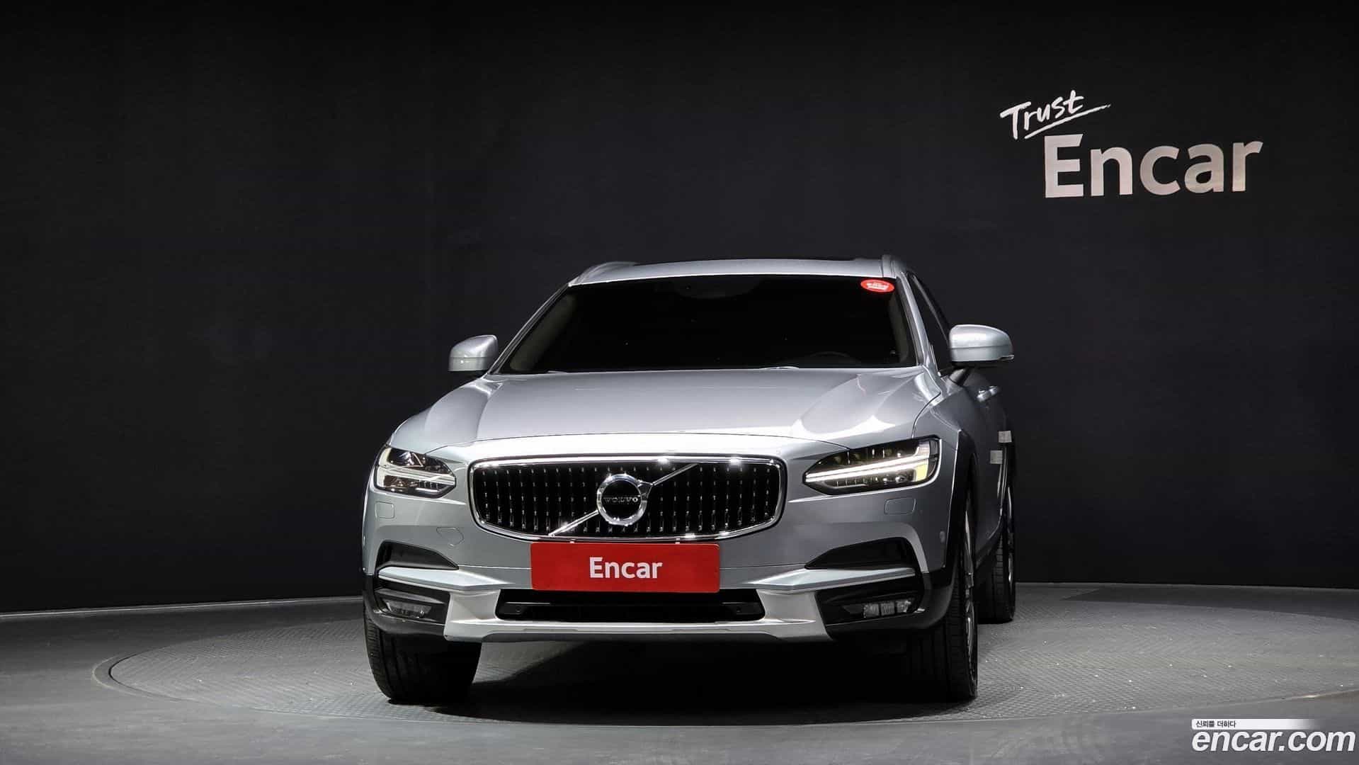 V90 Volvo 2018.3-OUTER-003