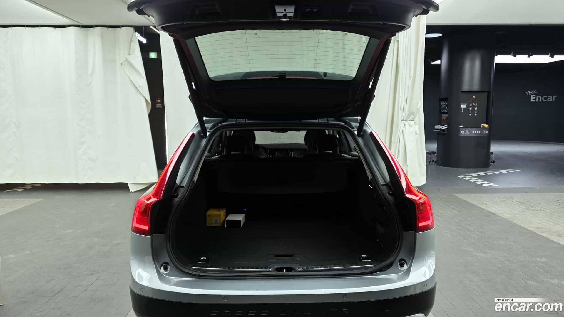 V90 Volvo 2018.3-OPTION-024