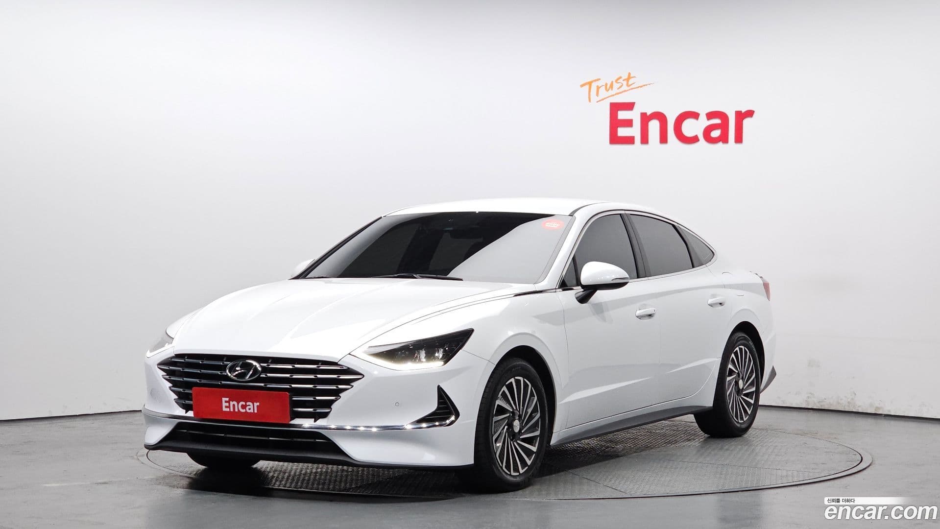 Main__Slider__Photo:Sonata Hyundai 2022.5-0