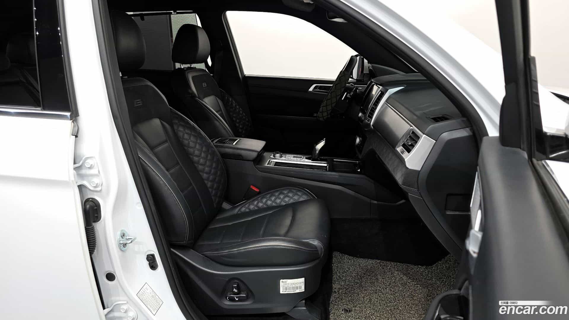 Rexton KG Mobility 2022.3-OPTION-015