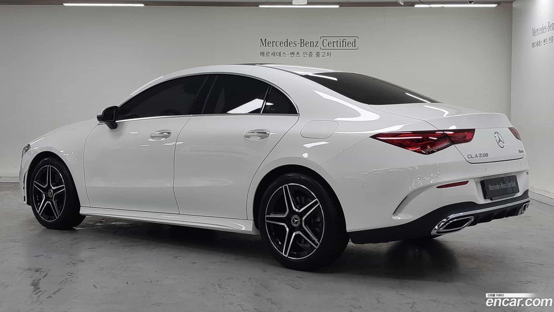 CLA-Class Mercedes-Benz 2023.0-OUTER-002