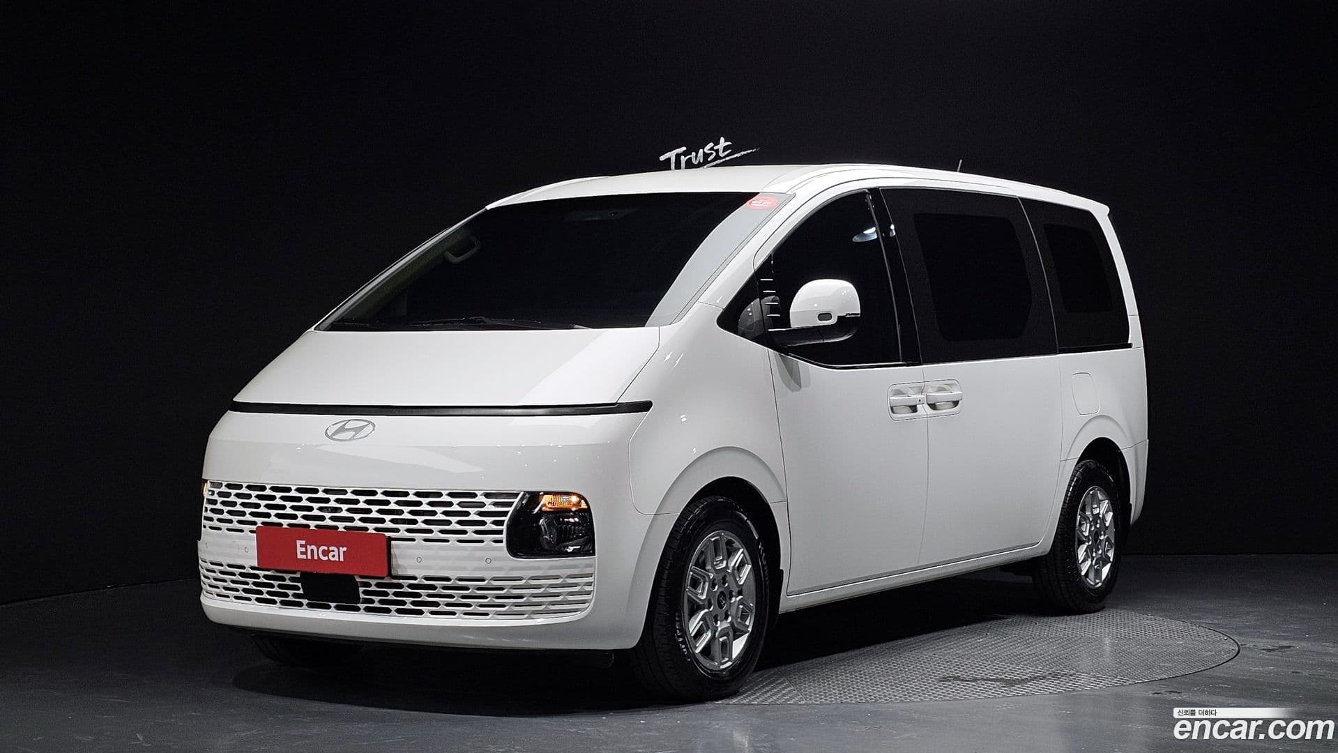 Main__Slider__Photo:Staria Hyundai 2024.9-0