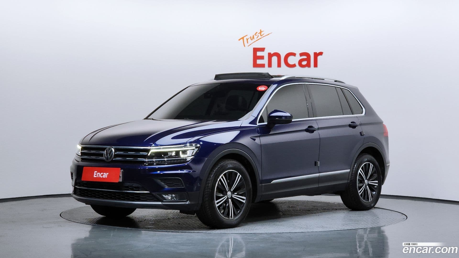 Main__Slider__Photo:Tiguan Volkswagen 2018.5-0
