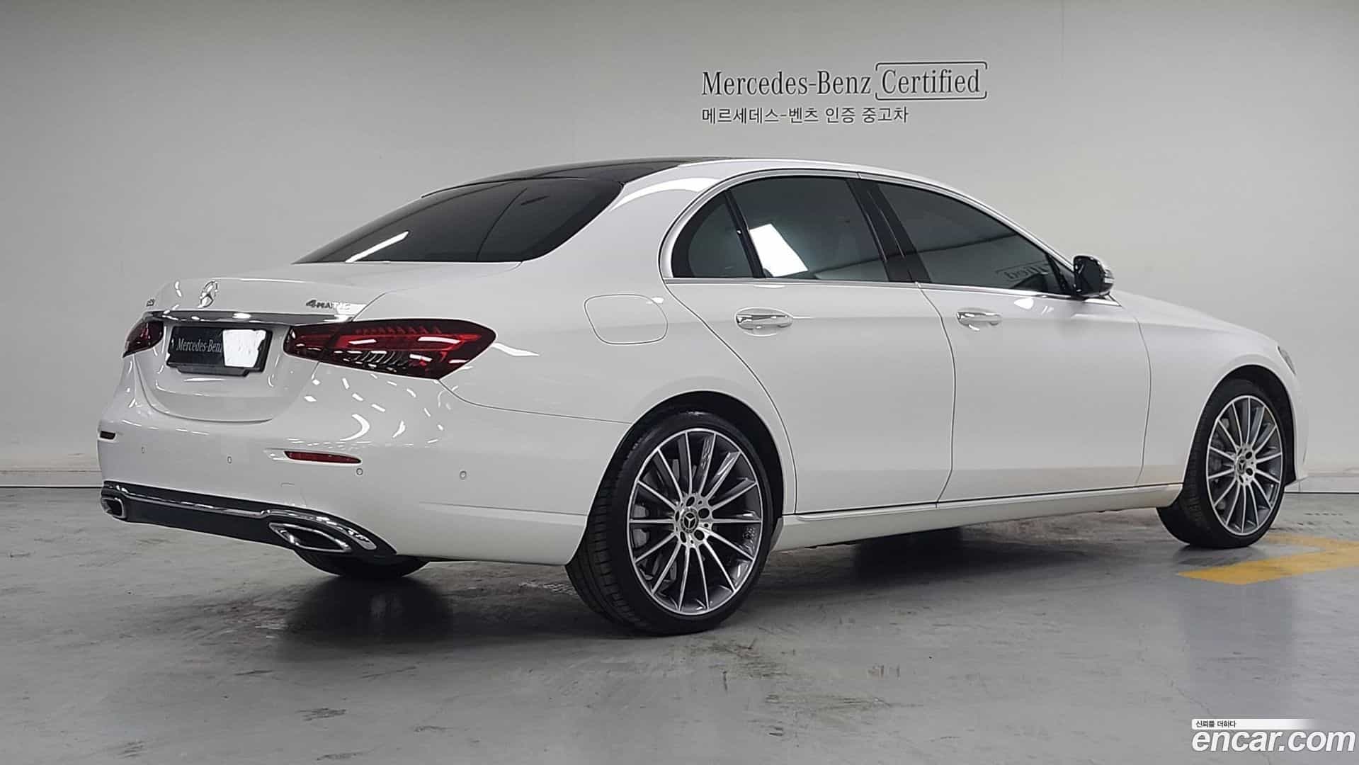 E-Class Mercedes-Benz 2022.11-OUTER-002