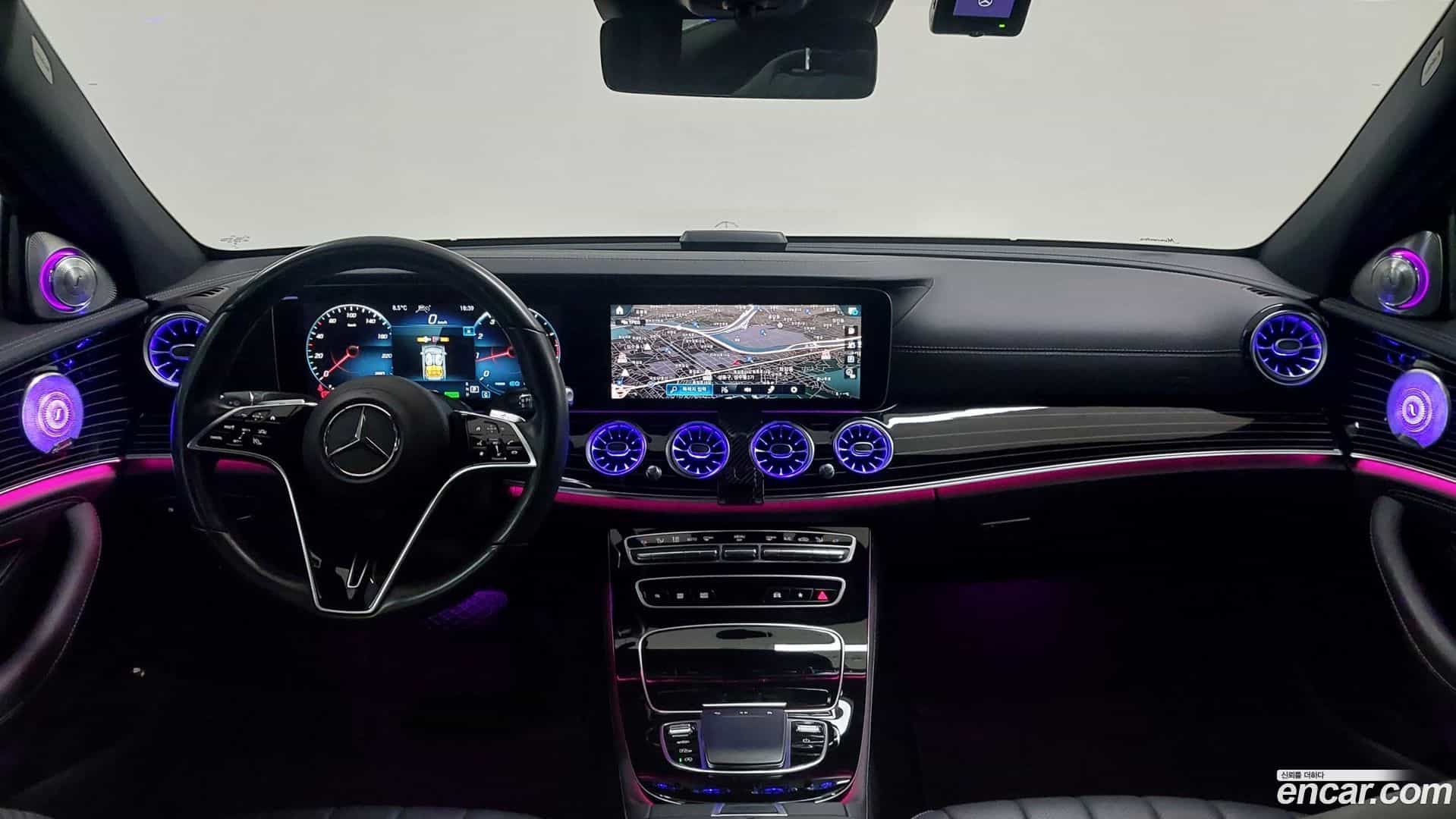 E-Class Mercedes-Benz 2022.11-INNER-007
