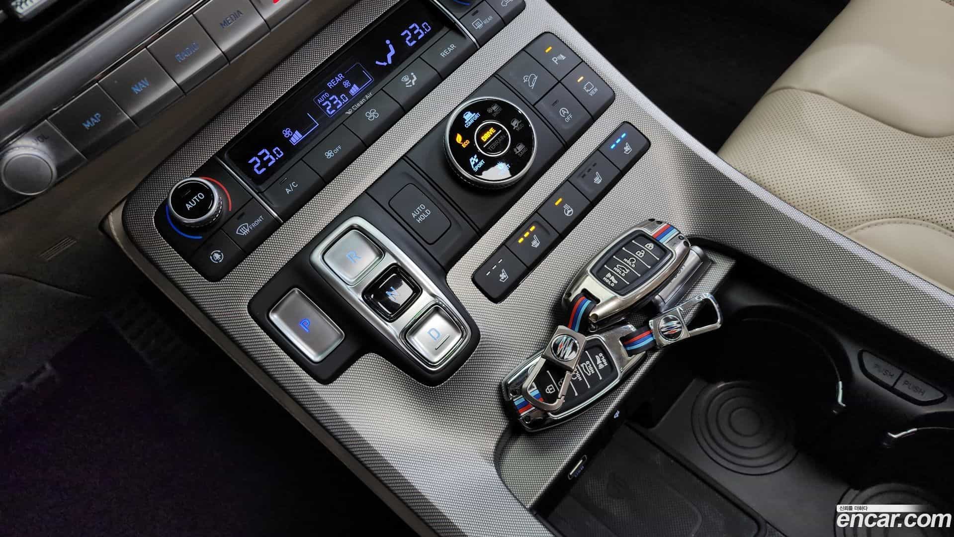 Palisade Hyundai 2022.2-INNER-009