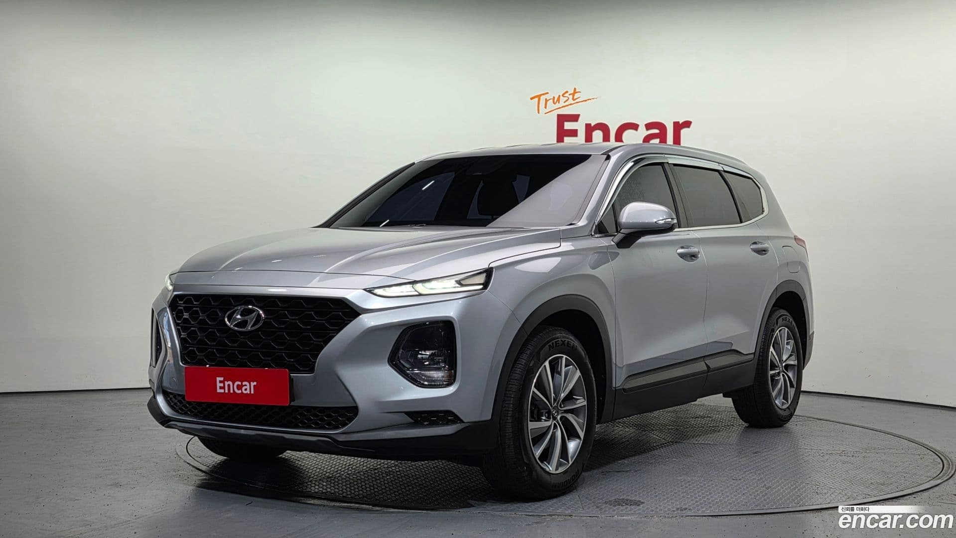 Main__Slider__Photo:Santafe Hyundai 2018.6-0