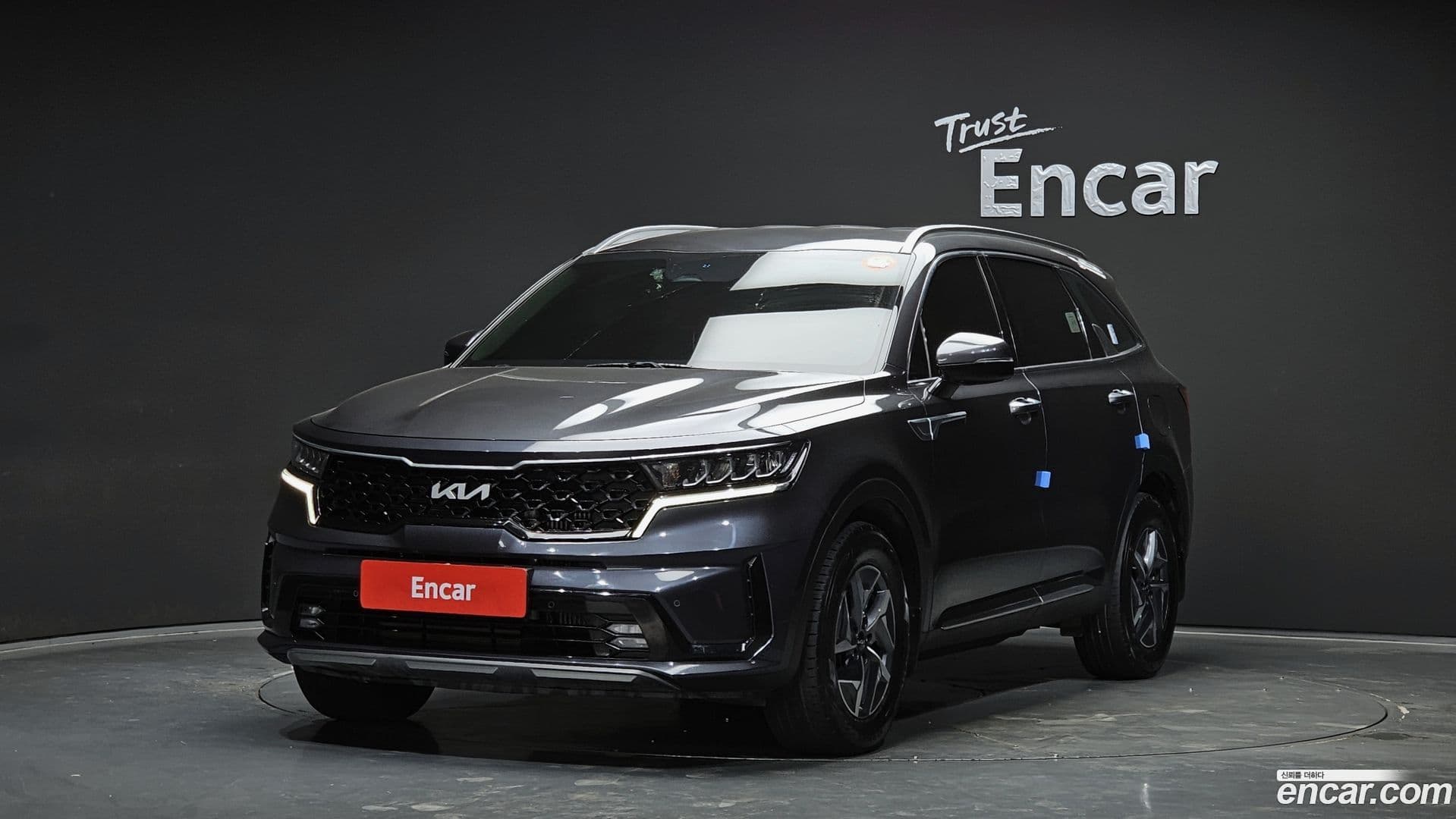Main__Slider__Photo:Sorento Kia 2021.10-0