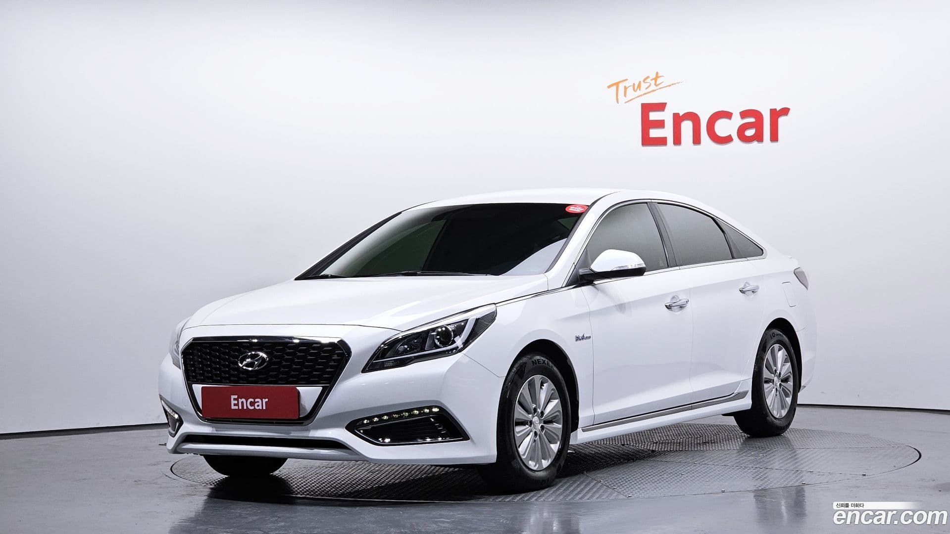 Main__Slider__Photo:Sonata Hyundai 2016.5-0