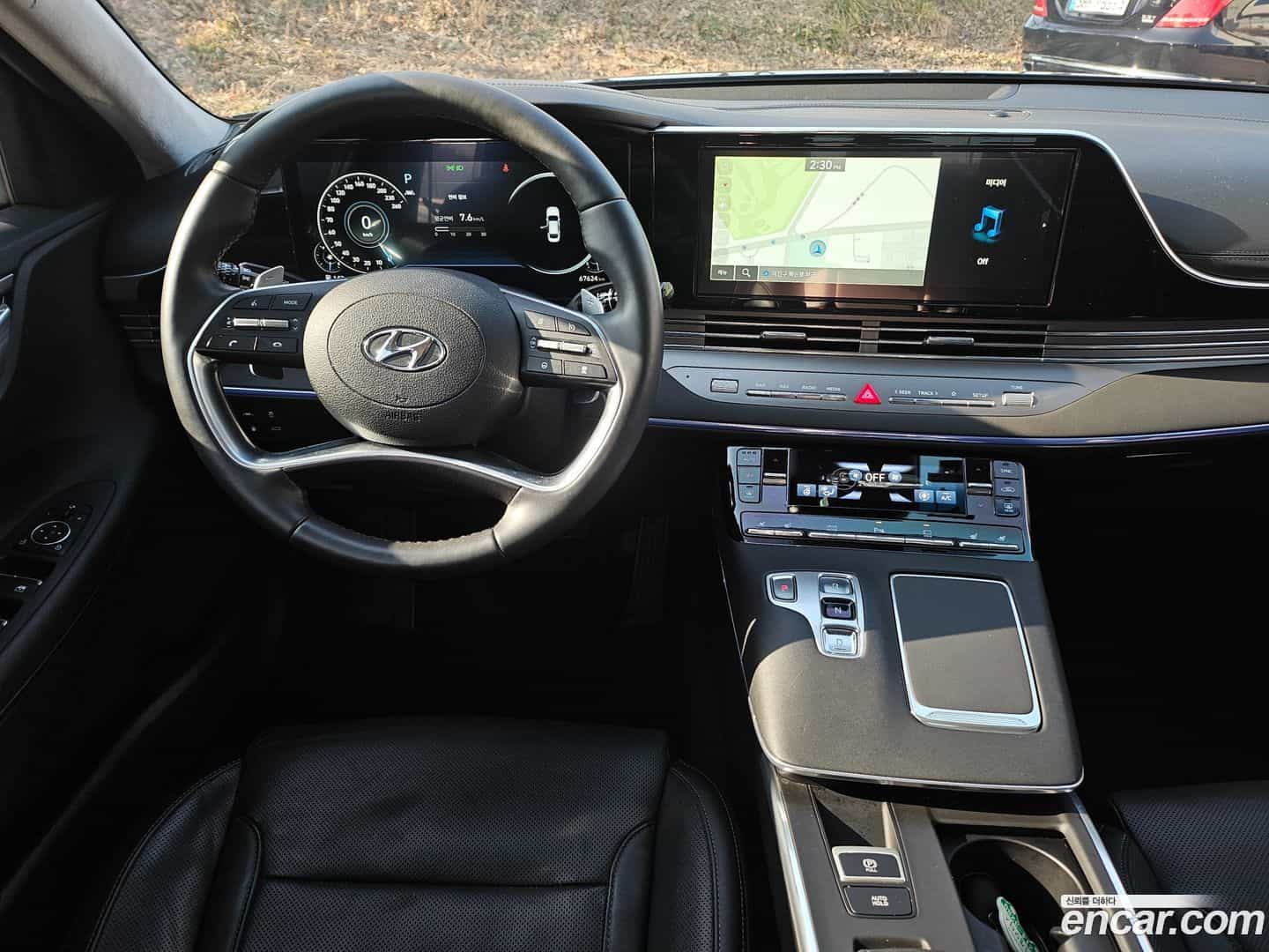 Grandeur Hyundai 2022.5-OPTION-020