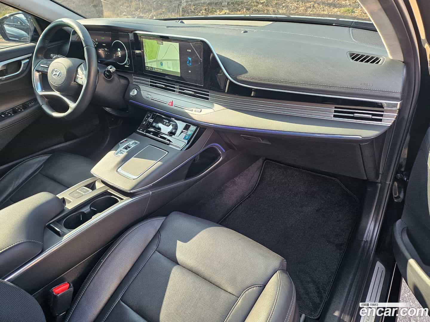 Grandeur Hyundai 2022.5-OPTION-023