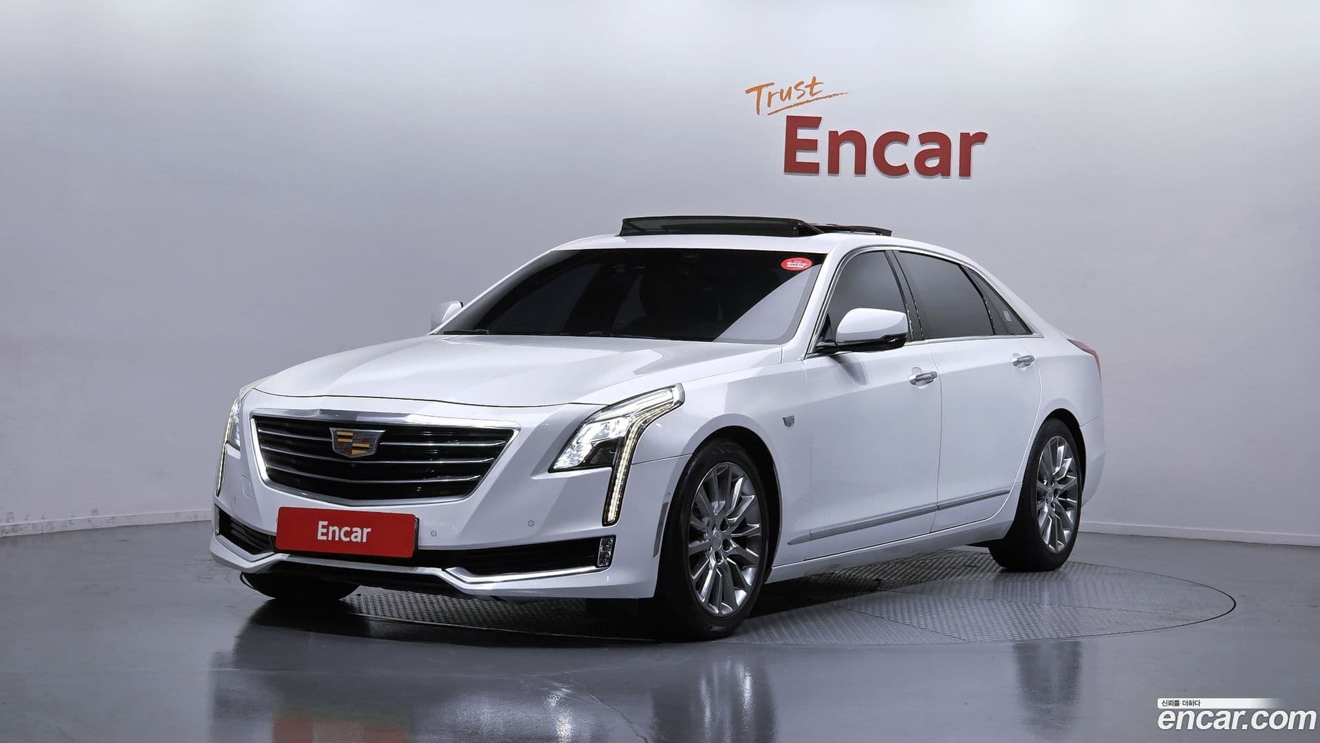 Main__Slider__Photo:CT6 Cadillac 2017.8-0