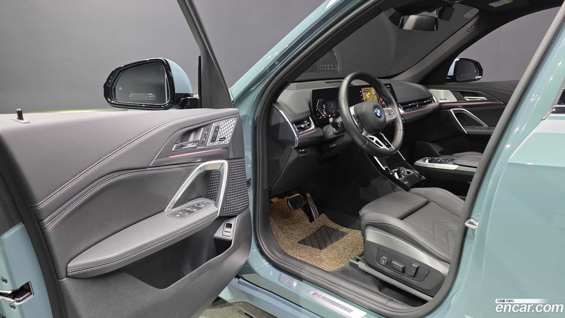 X1 BMW 2023.4-INNER-010