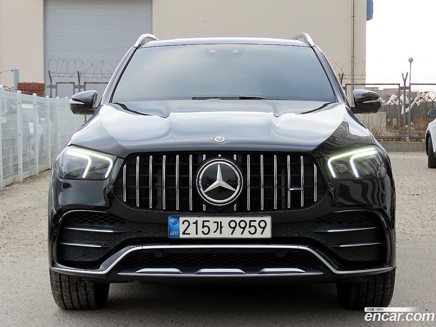 Main__Slider__Photo:GLE-Class Mercedes-Benz 2022.2-0