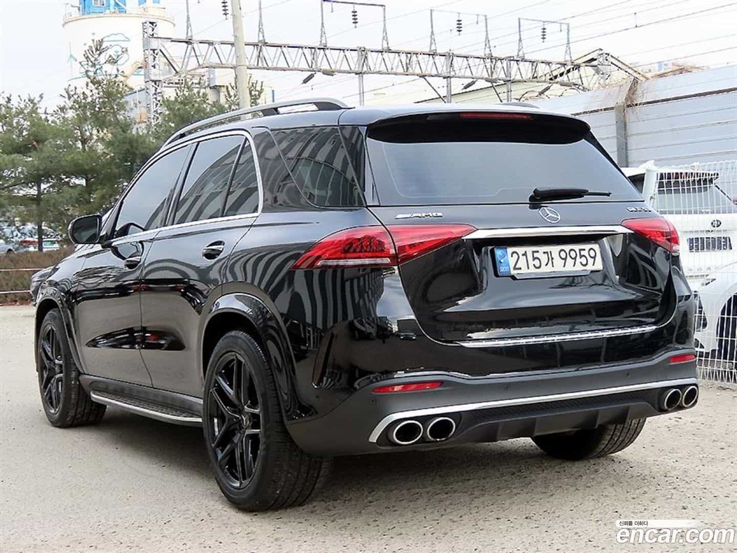 GLE-Class Mercedes-Benz 2022.2-OUTER-003