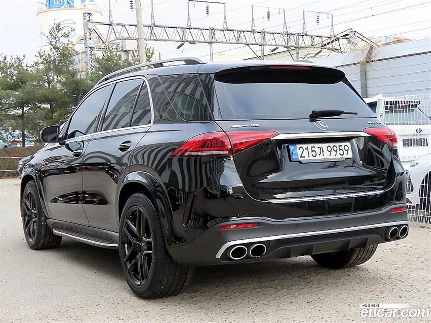 Main__Slider__Photo:GLE-Class Mercedes-Benz 2022.2-2