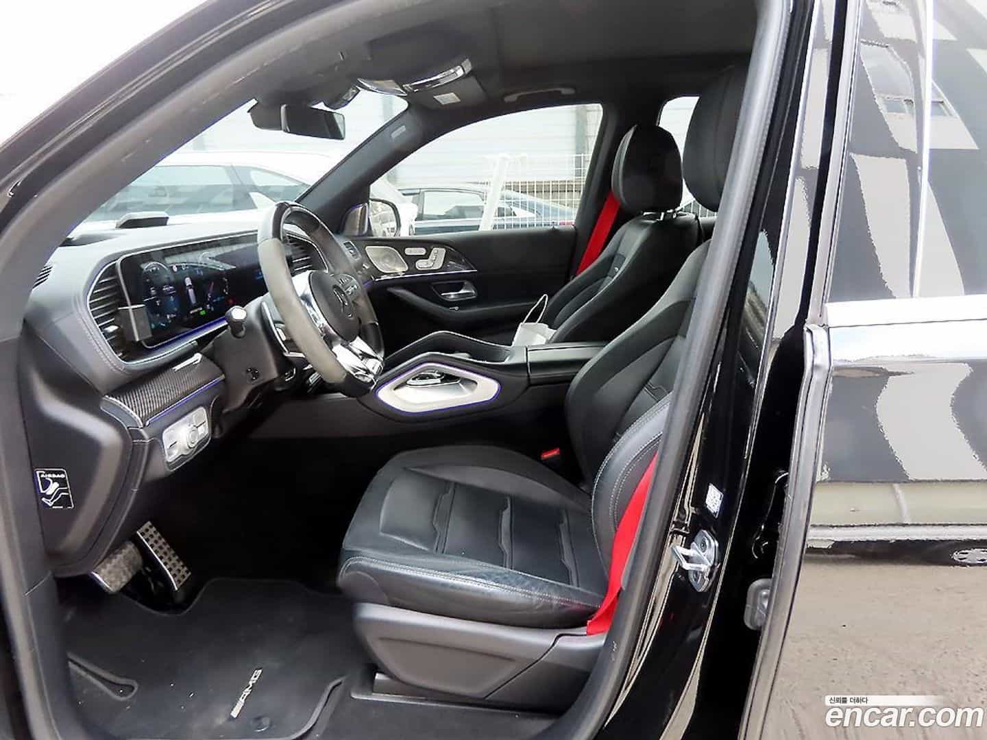 GLE-Class Mercedes-Benz 2022.2-OUTER-005