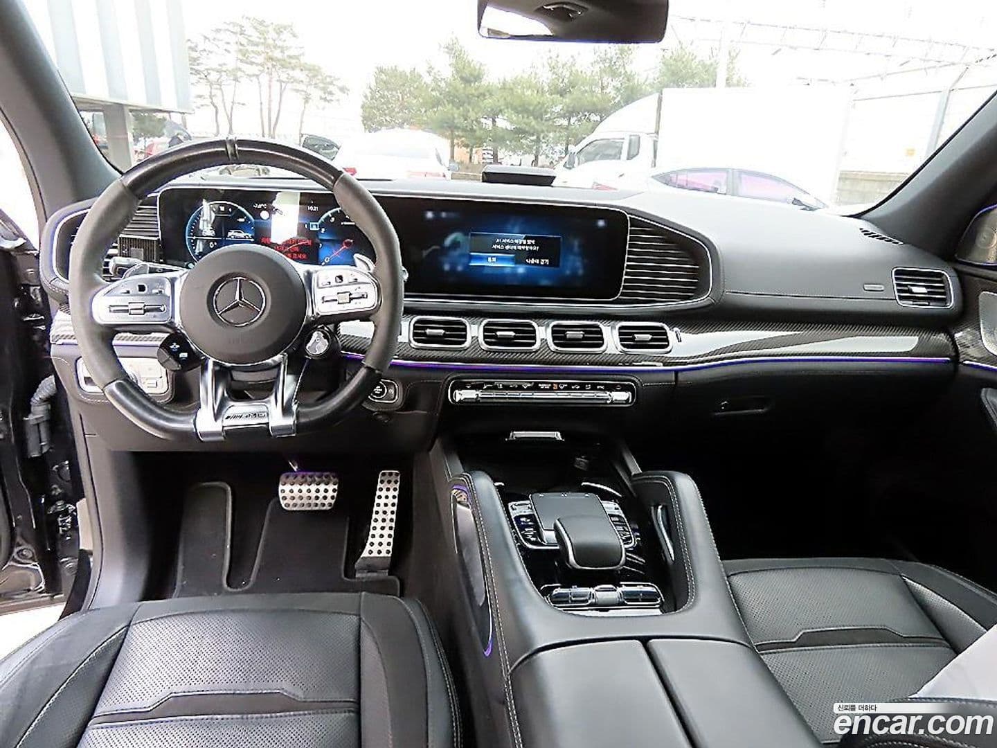 Main__Slider__Photo:GLE-Class Mercedes-Benz 2022.2-6