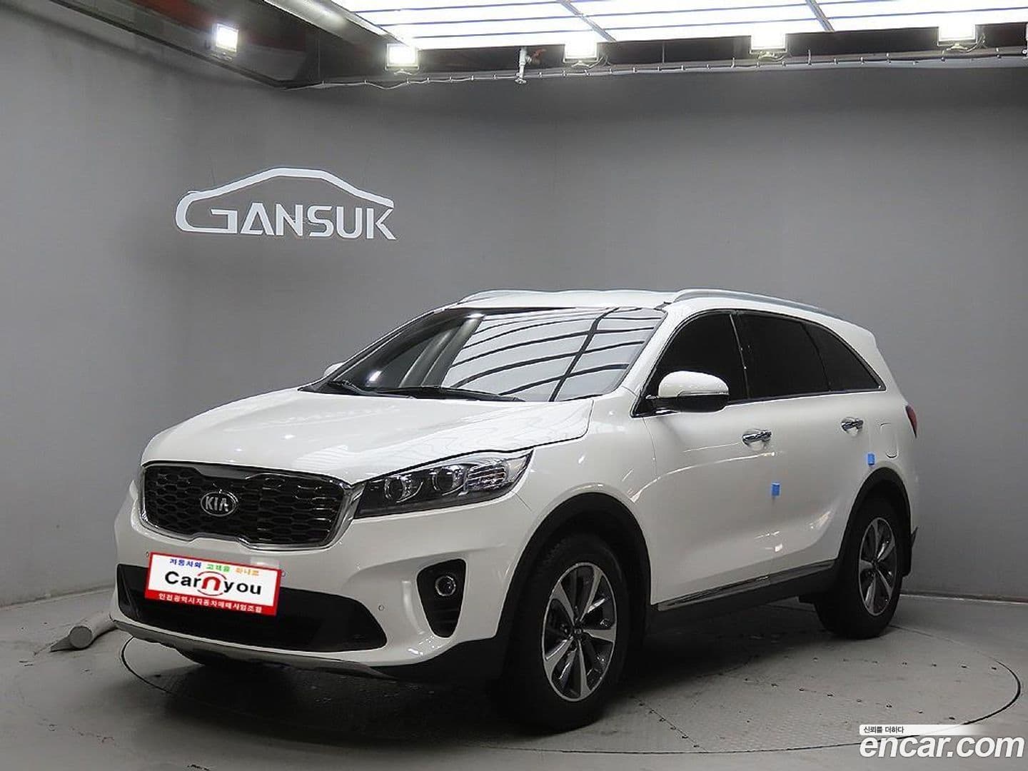 Main__Slider__Photo:Sorento Kia 2019.3-0