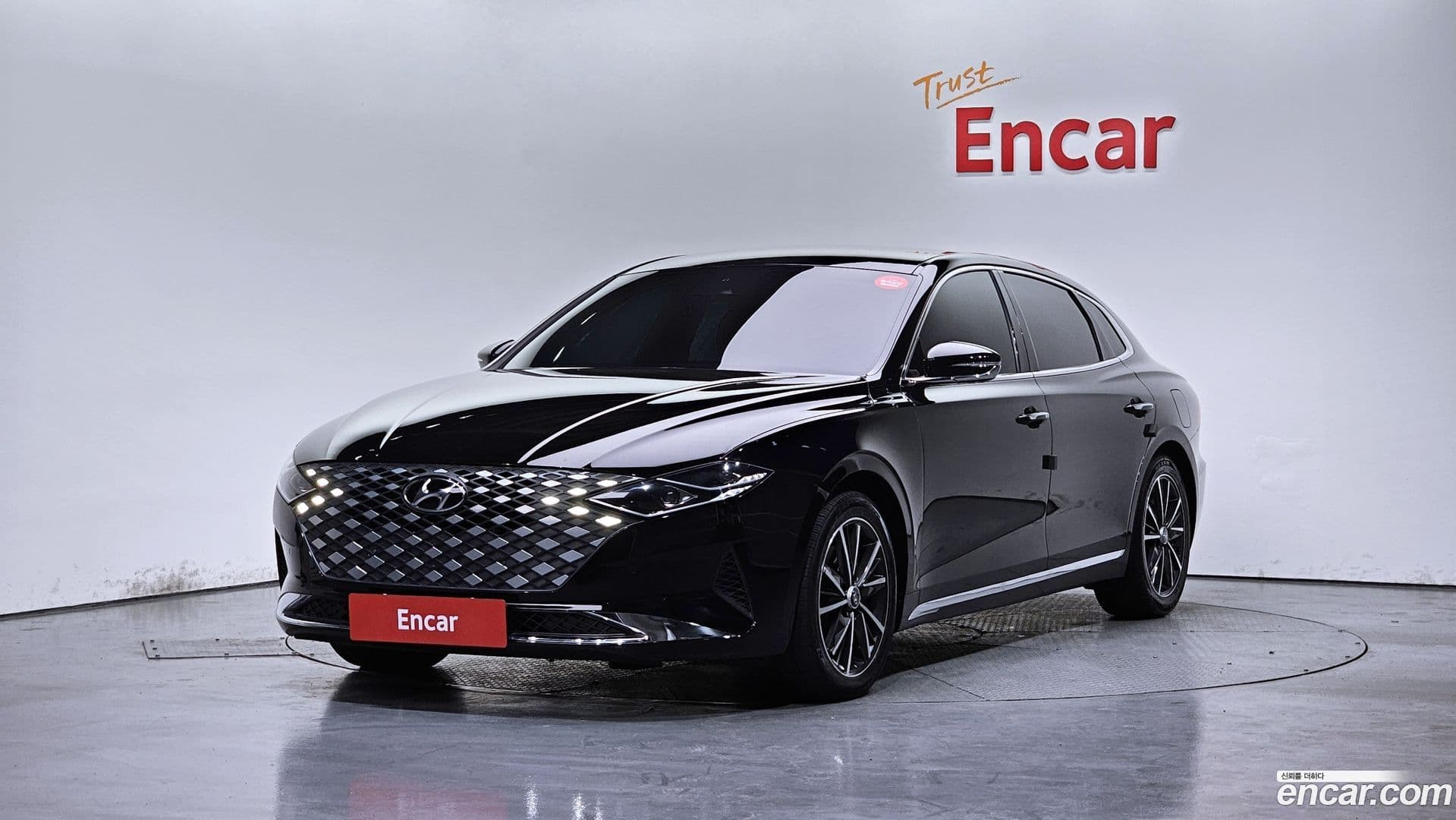Main__Slider__Photo:Grandeur Hyundai 2021.5-0