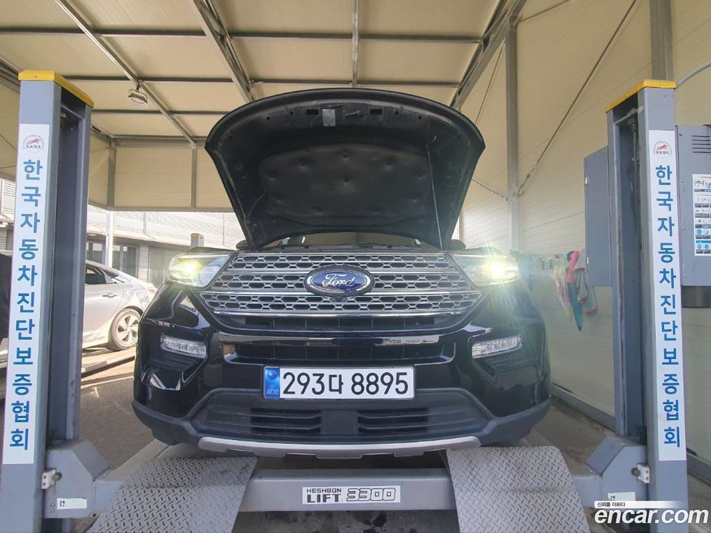 Main__Slider__Photo:Explorer Ford 2020.0-0