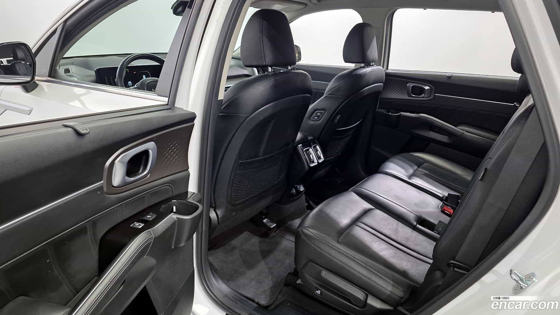 Sorento Kia 2024.6-OPTION-015