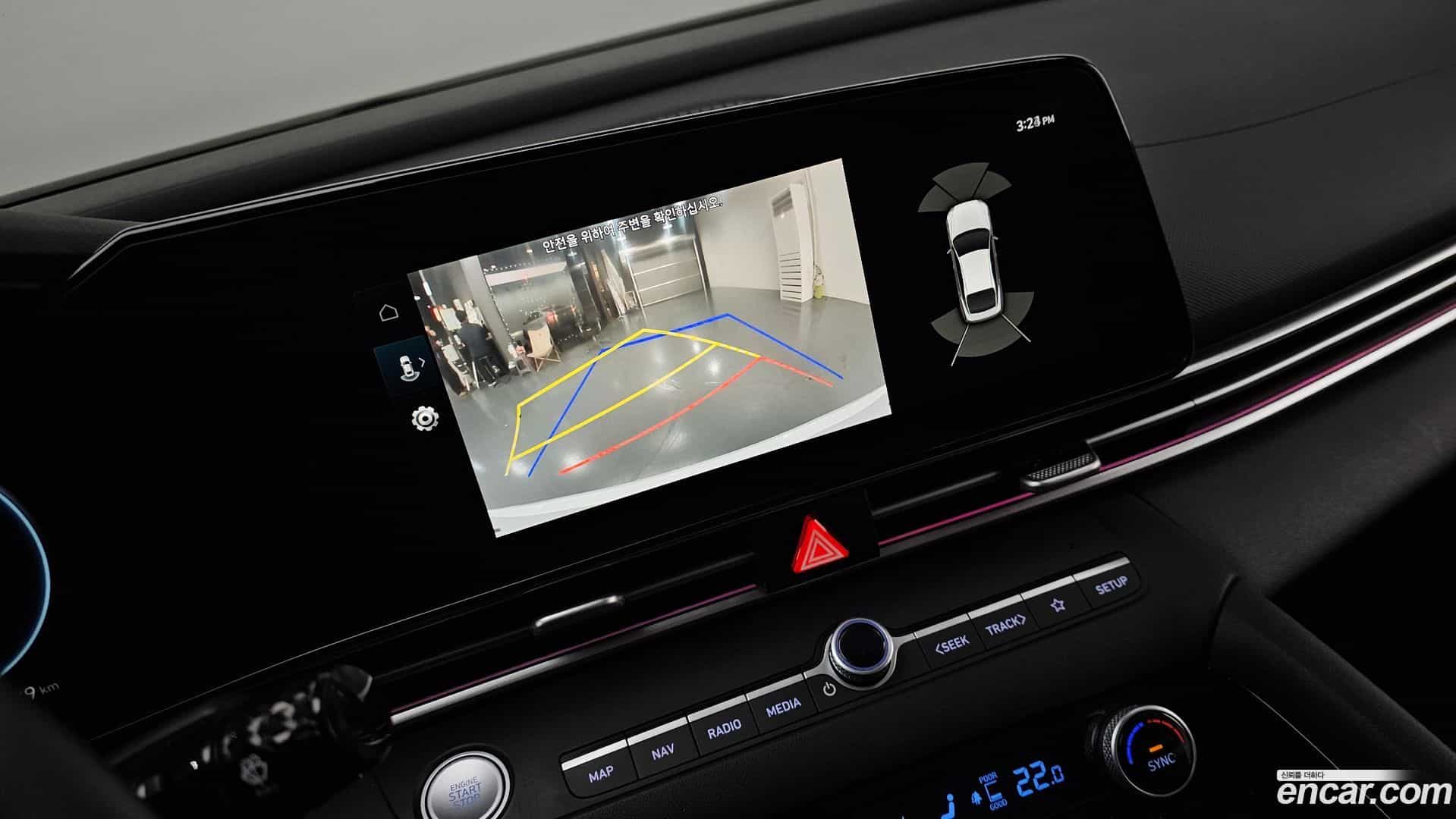 AVANTE Hyundai 2022.11-OPTION-020
