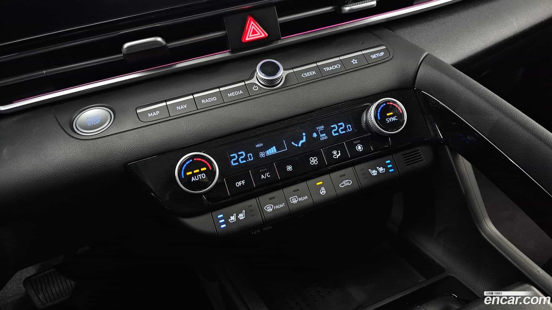 AVANTE Hyundai 2022.11-OPTION-021