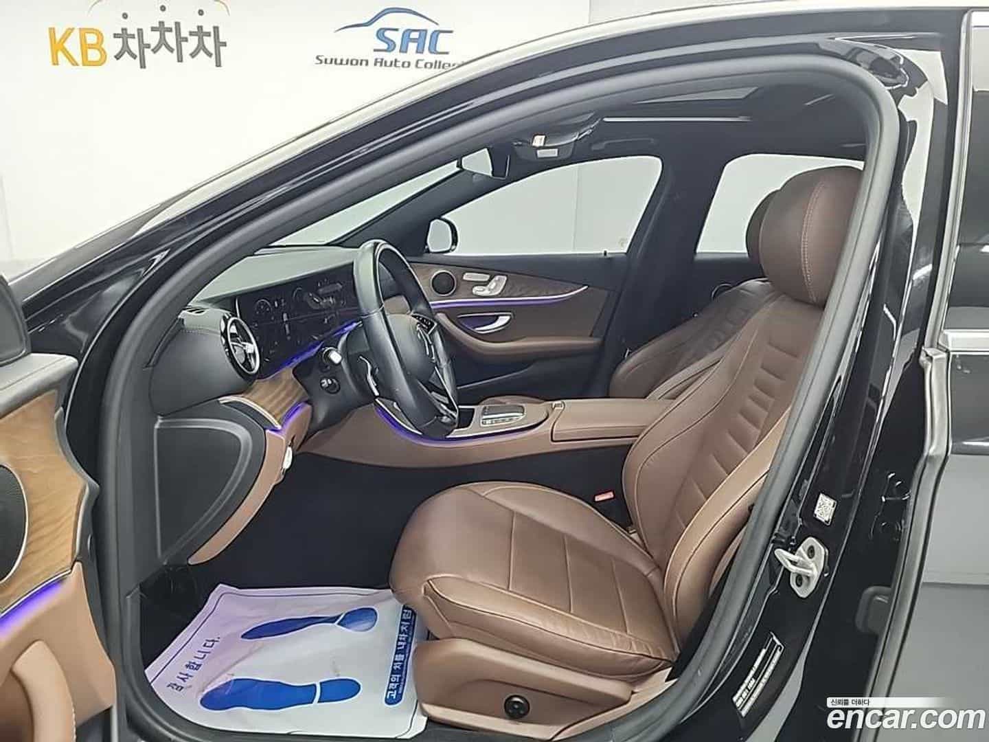 E-Class Mercedes-Benz 2021.7-OPTION-015