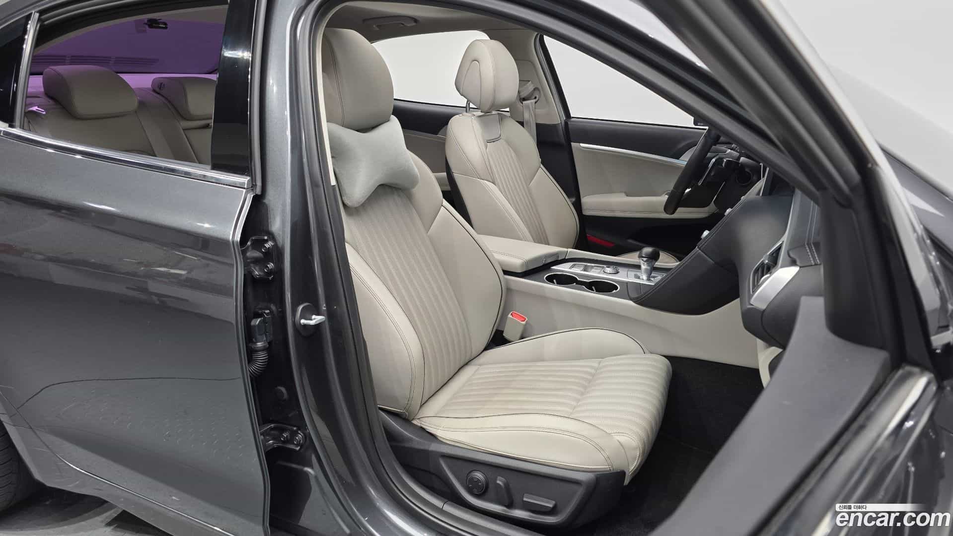 G70 Genesis 2019.7-INNER-010