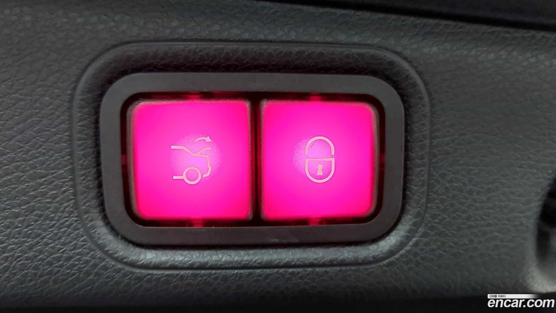 E-Class Mercedes-Benz 2020.11-OPTION-022