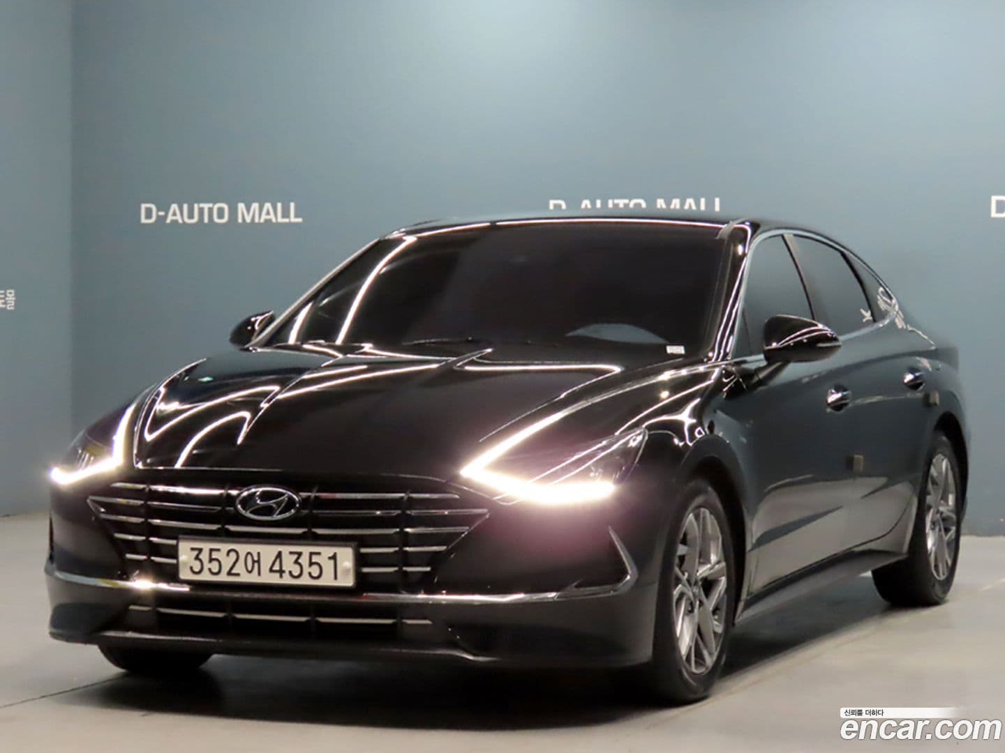 Main__Slider__Photo:Sonata Hyundai 2021.1-0