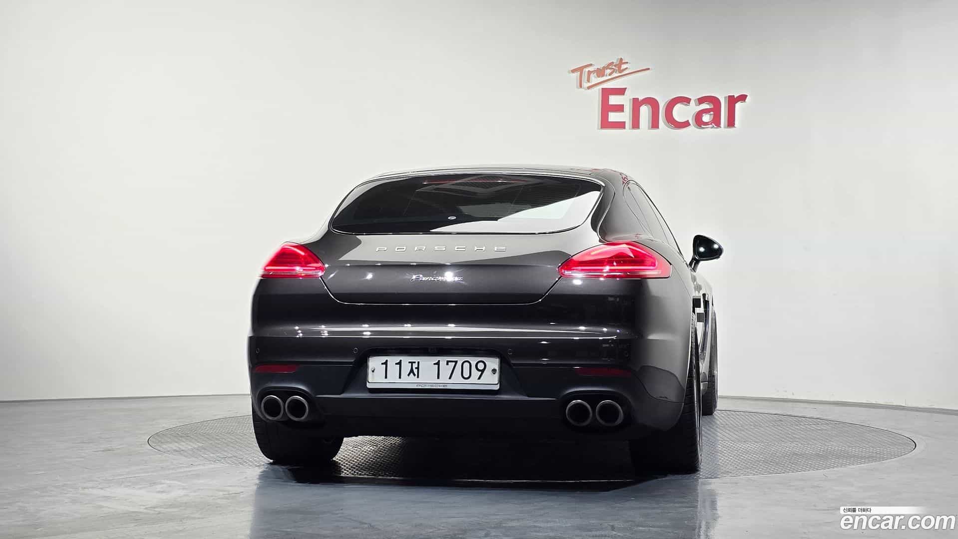 Panamera Porsche 2015.7-OUTER-004