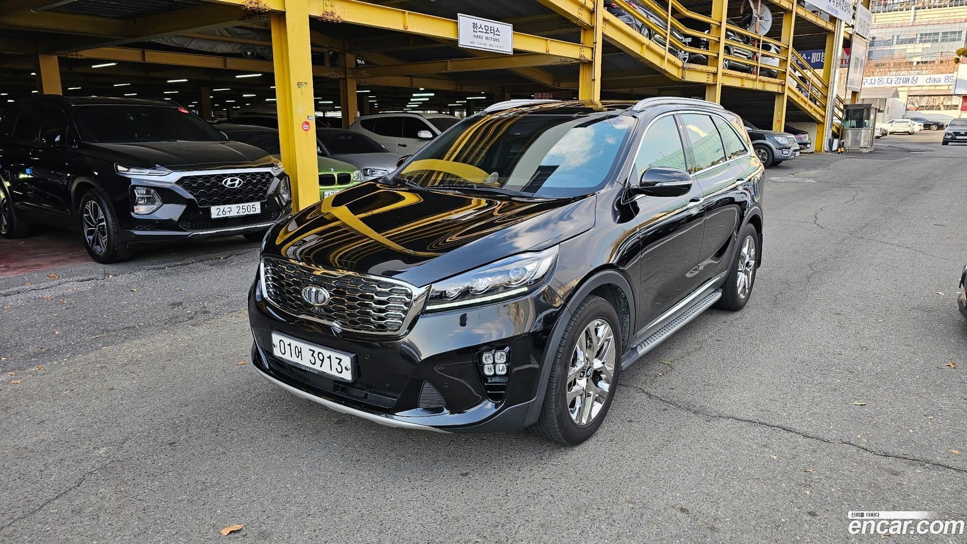 Main__Slider__Photo:Sorento Kia 2019.4-0