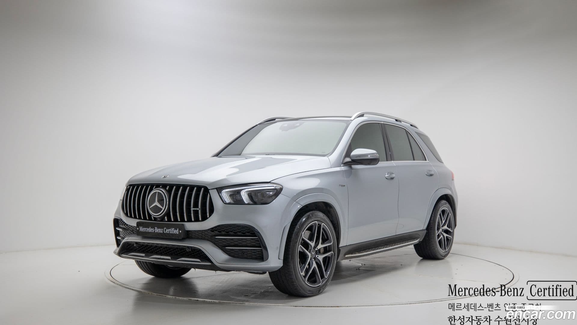 Main__Slider__Photo:GLE-Class Mercedes-Benz 2023.11-0
