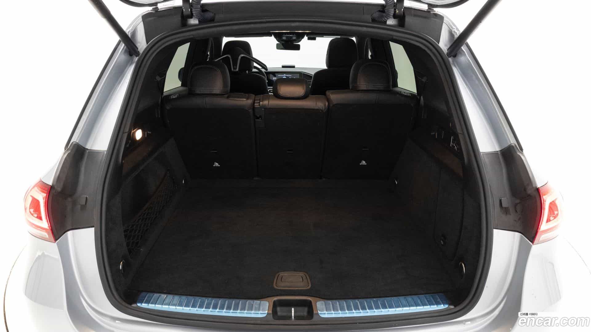 GLE-Class Mercedes-Benz 2023.11-OPTION-015