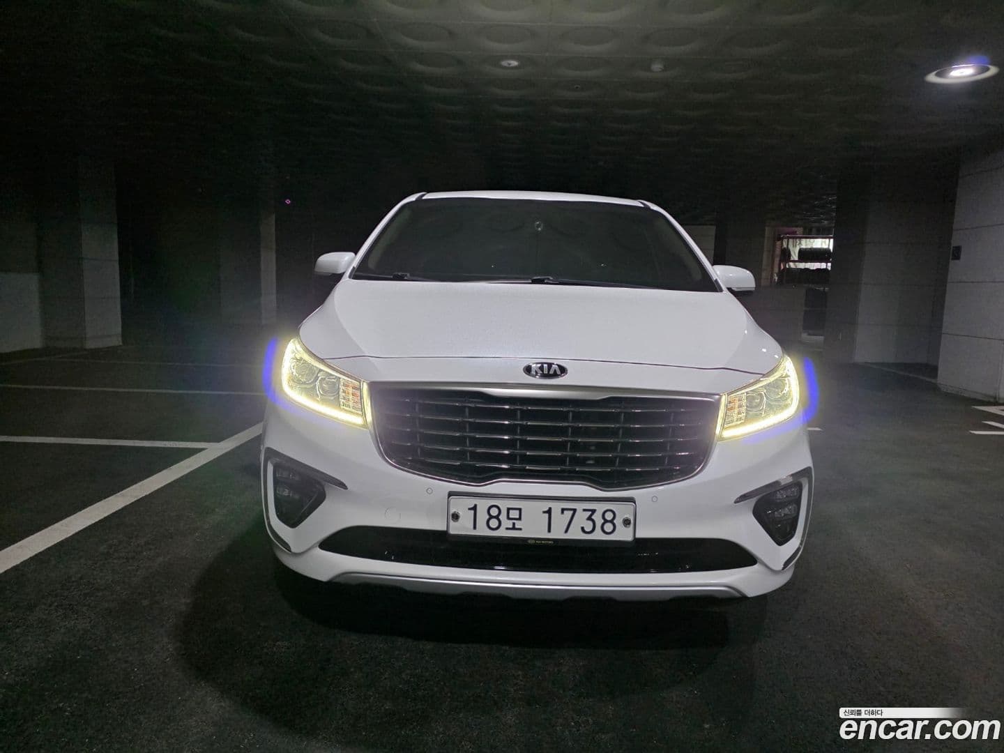 Main__Slider__Photo:Canival Kia 2019.0-0