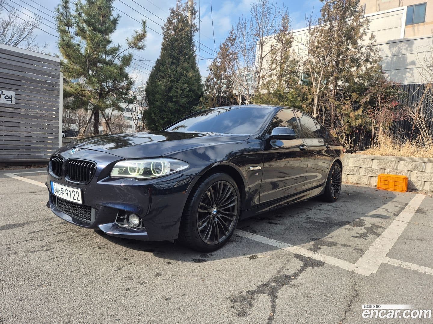 Main__Slider__Photo:5-Series BMW 2013.10-0