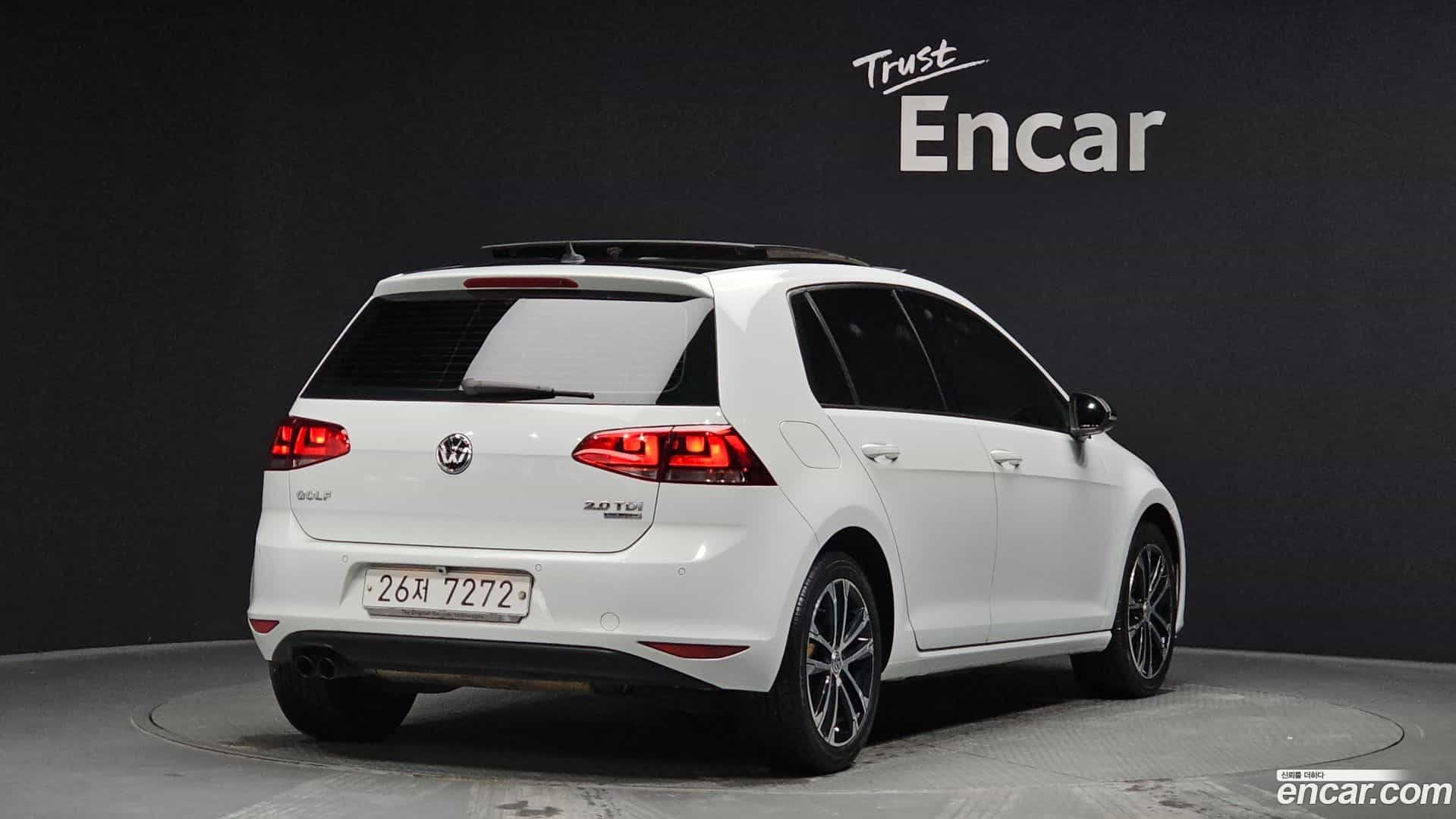 Golf Volkswagen 2014.4-OUTER-002