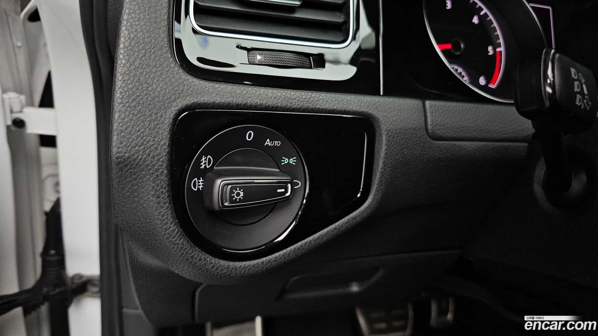 Golf Volkswagen 2014.4-OPTION-022